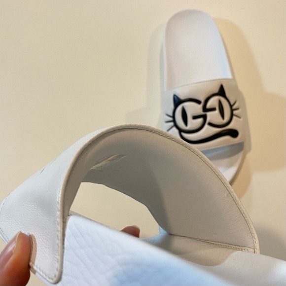 Gucci Cat Logo Pursuit Slip On Slide Sandal - Picture 12 of 15